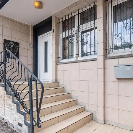 Spacious Holiday In With Balcony