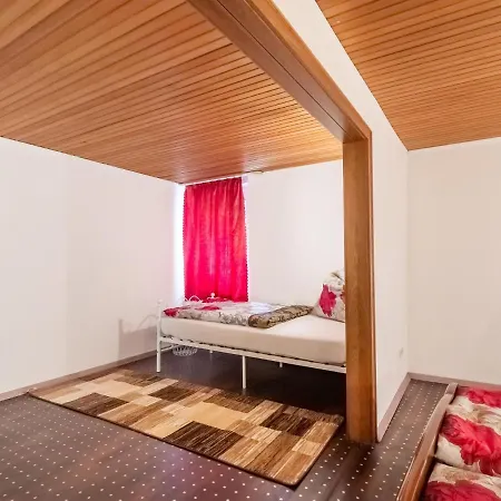 Spacious Holiday In With Balcony Hébergement de vacances *